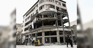 তেহরানে আল আরাবি ভবনে ক্ষেপণাস্ত্র হামলা; আহত ১০ জন